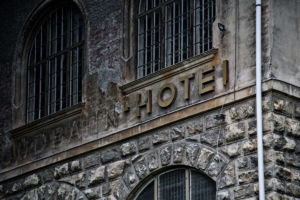 Südbahnhotel Schrift